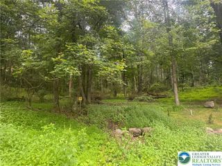 Seneca Way, Stroud Twp, PA 18360