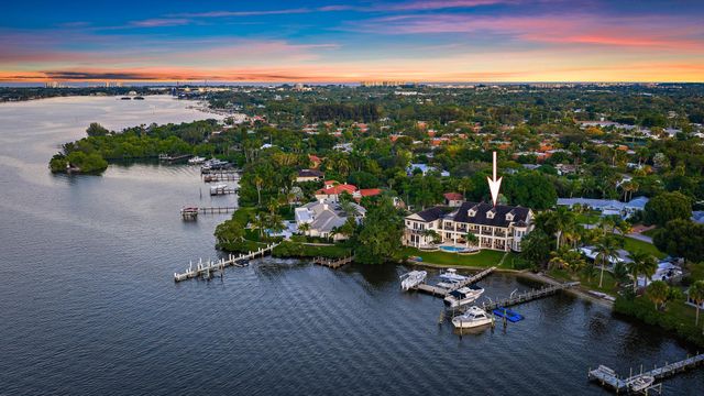 18137 Palm Point Drive, Jupiter, FL 33458