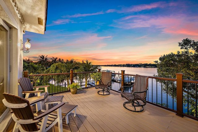 18137 Palm Point Drive, Jupiter, FL 33458