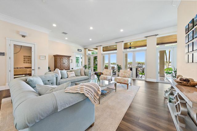 18137 Palm Point Drive, Jupiter, FL 33458