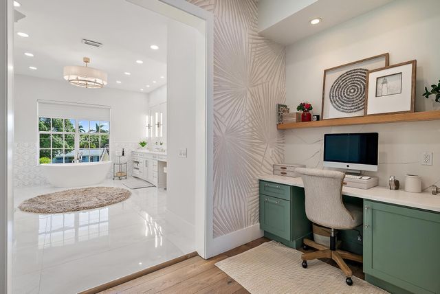 18137 Palm Point Drive, Jupiter, FL 33458