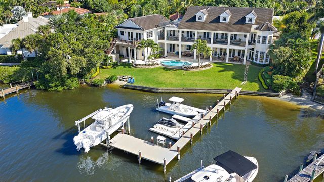 18137 Palm Point Drive, Jupiter, FL 33458