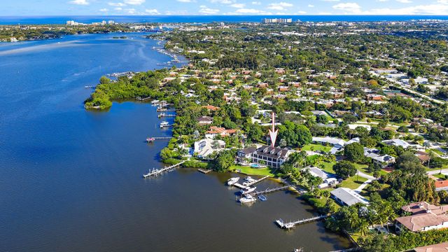 18137 Palm Point Drive, Jupiter, FL 33458