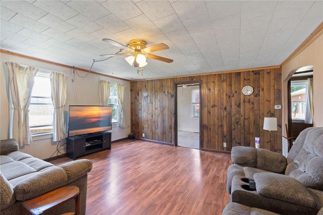 10823 Lummisville Road, Huron, NY 14590