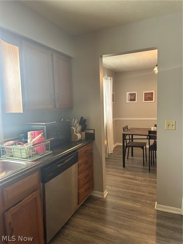 7362 Eisenhower Drive 5, Boardman, OH 44512