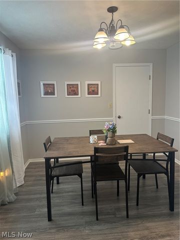 7362 Eisenhower Drive 5, Boardman, OH 44512