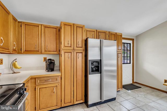 33 POPLAR ST, Sicklerville, NJ 08081