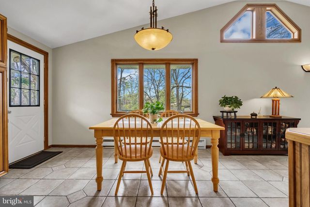 33 POPLAR ST, Sicklerville, NJ 08081