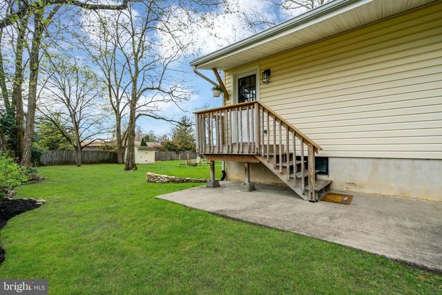 33 POPLAR ST, Sicklerville, NJ 08081