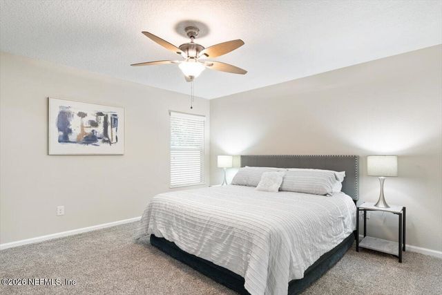 6237 SYRINGA Lane, Jacksonville, FL 32211