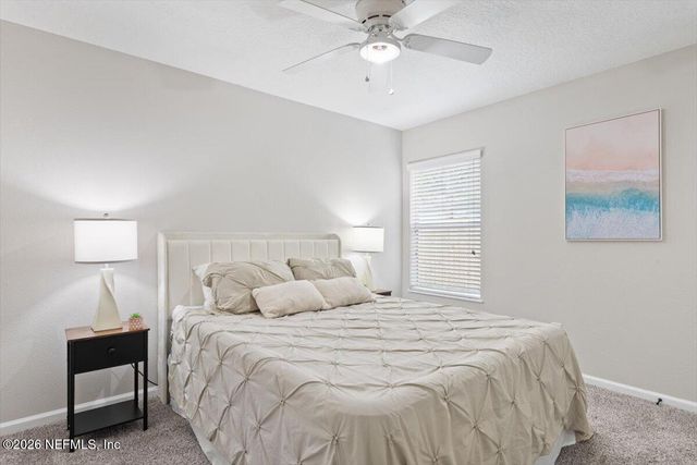 6237 SYRINGA Lane, Jacksonville, FL 32211