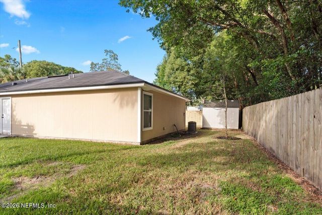 6237 SYRINGA Lane, Jacksonville, FL 32211
