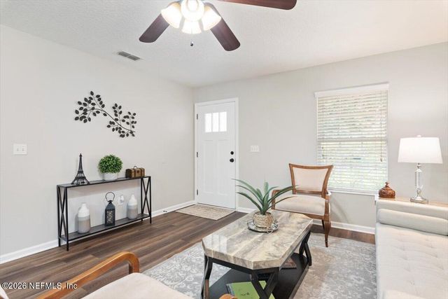 6237 SYRINGA Lane, Jacksonville, FL 32211