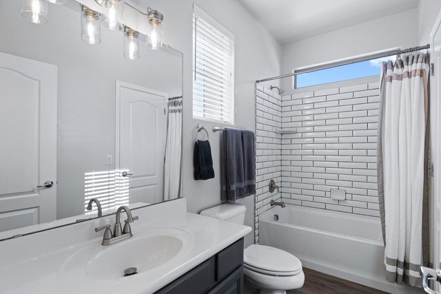 3846 E Palmer Street, Gilbert, AZ 85298