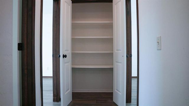 13049 SW 5th Street, Yukon, OK 73099