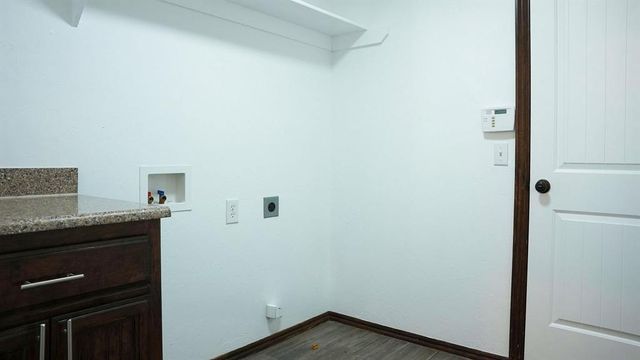 13049 SW 5th Street, Yukon, OK 73099