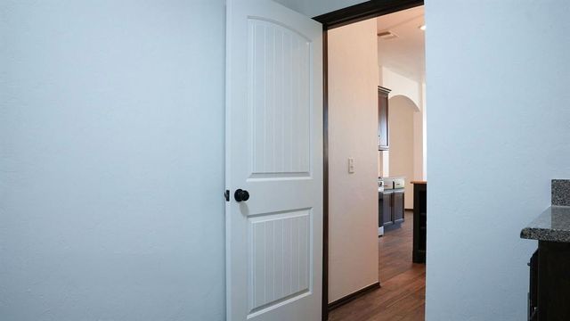 13049 SW 5th Street, Yukon, OK 73099