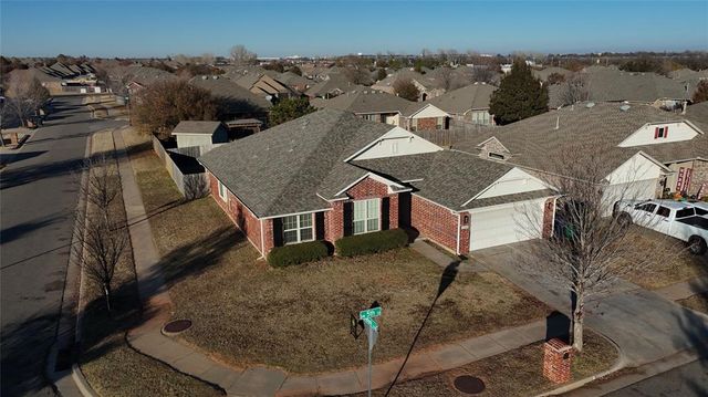 13049 SW 5th Street, Yukon, OK 73099