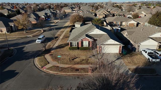 13049 SW 5th Street, Yukon, OK 73099