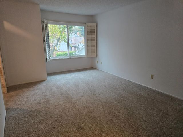 7048 La Costa Ln, Citrus Heights, CA 95621