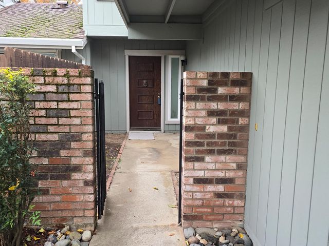 7048 La Costa Ln, Citrus Heights, CA 95621