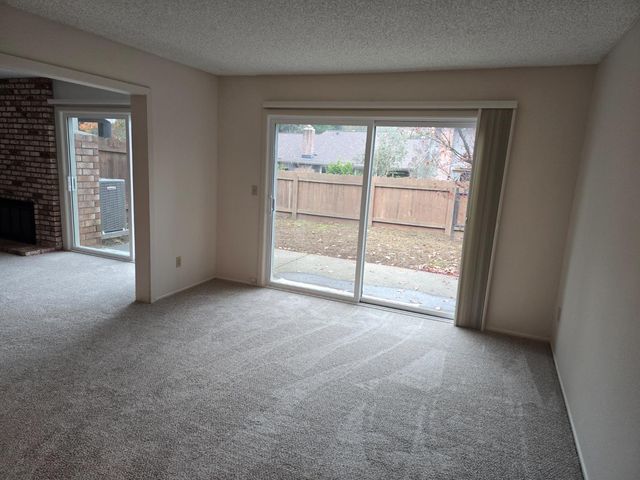 7048 La Costa Ln, Citrus Heights, CA 95621