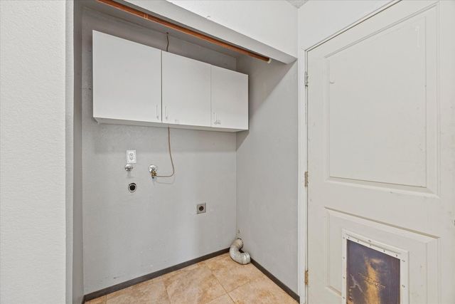 464 Cappella Dr, Diamond Springs, CA 95619