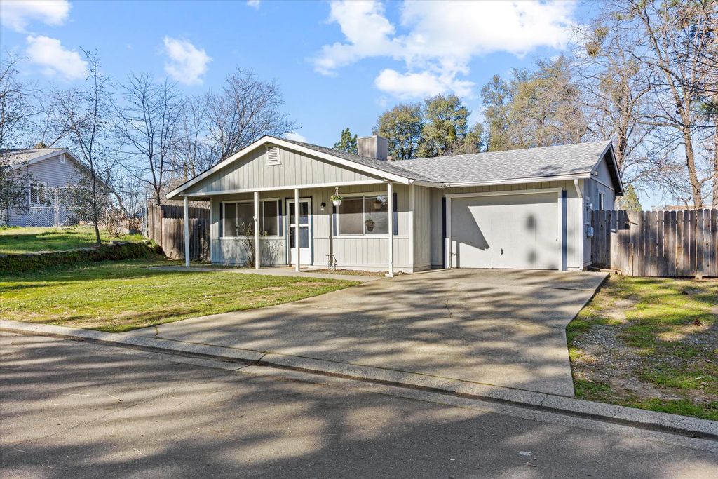 464 Cappella Dr, Diamond Springs, CA 95619