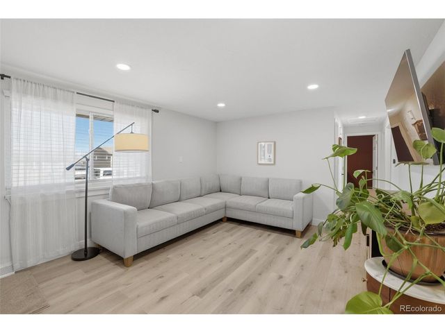 3230 W 93rd Ave, Westminster, CO 80031