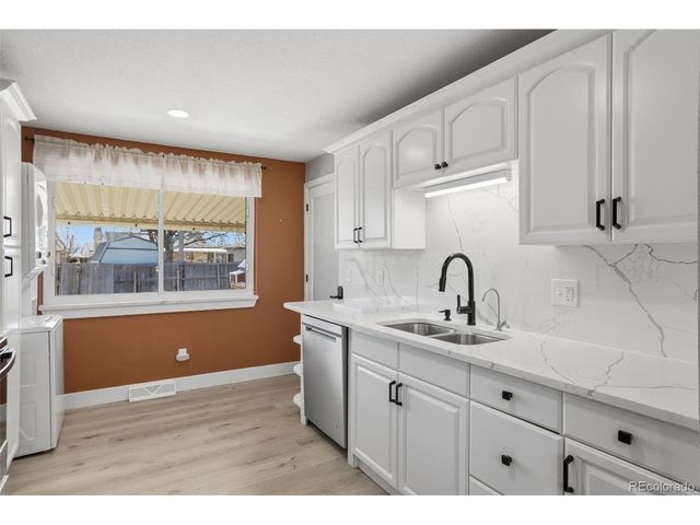 3230 W 93rd Ave, Westminster, CO 80031