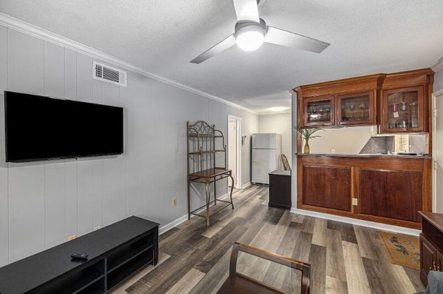 640 Cornell Street C44, Charleston, SC 29407