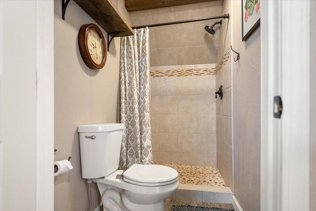 300 E Minnesota Avenue, Mccloud, CA 96057