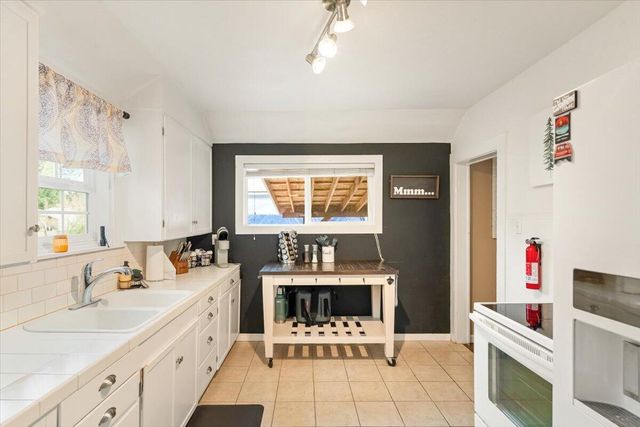 300 E Minnesota Avenue, Mccloud, CA 96057