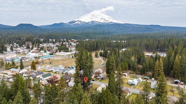 300 E Minnesota Avenue, Mccloud, CA 96057