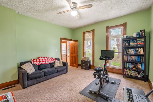 4217 Cartersburg Road, Plainfield, IN 46168