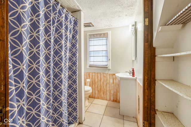 4217 Cartersburg Road, Plainfield, IN 46168