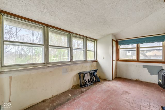 4217 Cartersburg Road, Plainfield, IN 46168