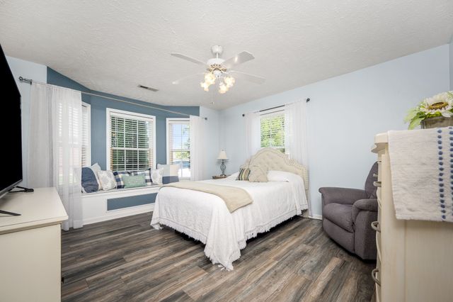 1011 Vince Ct, Murfreesboro, TN 37128