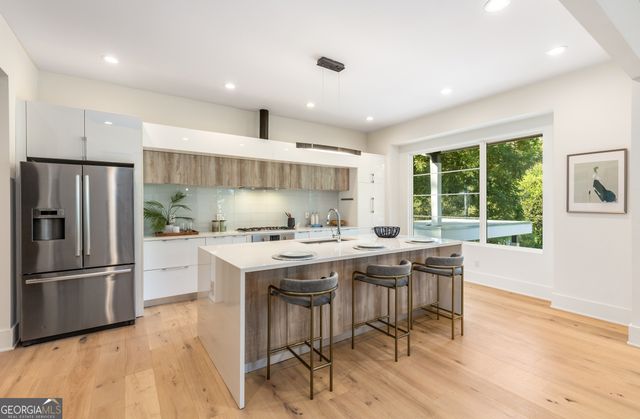 1045 Shepherds Lane NE, Atlanta, GA 30324