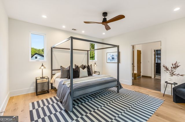 1045 Shepherds Lane NE, Atlanta, GA 30324