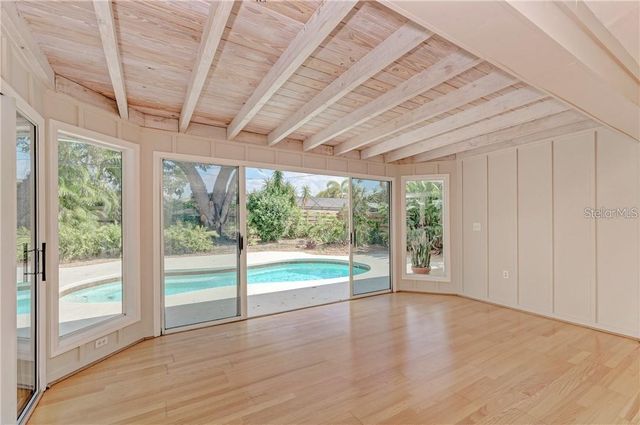 3150 REGATTA CIRCLE, Sarasota, FL 34231