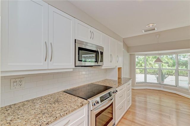 3150 REGATTA CIRCLE, Sarasota, FL 34231