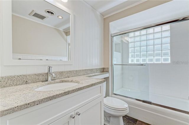 3150 REGATTA CIRCLE, Sarasota, FL 34231