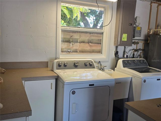 3150 REGATTA CIRCLE, Sarasota, FL 34231