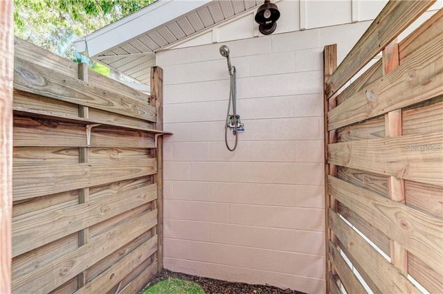 3150 REGATTA CIRCLE, Sarasota, FL 34231