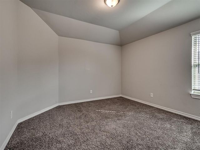 11133 NW 95th Court, Yukon, OK 73099