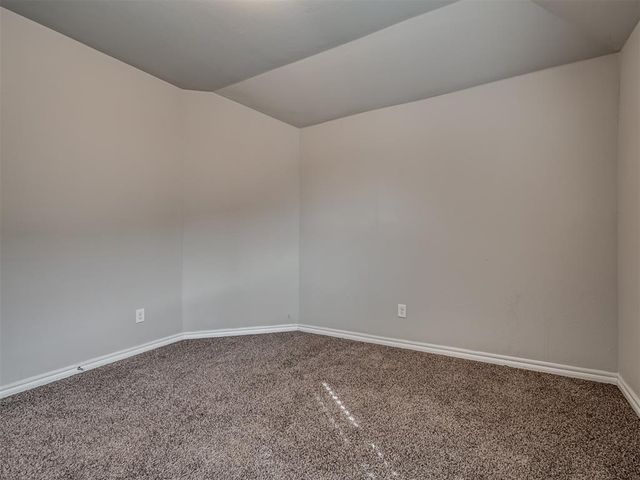 11133 NW 95th Court, Yukon, OK 73099