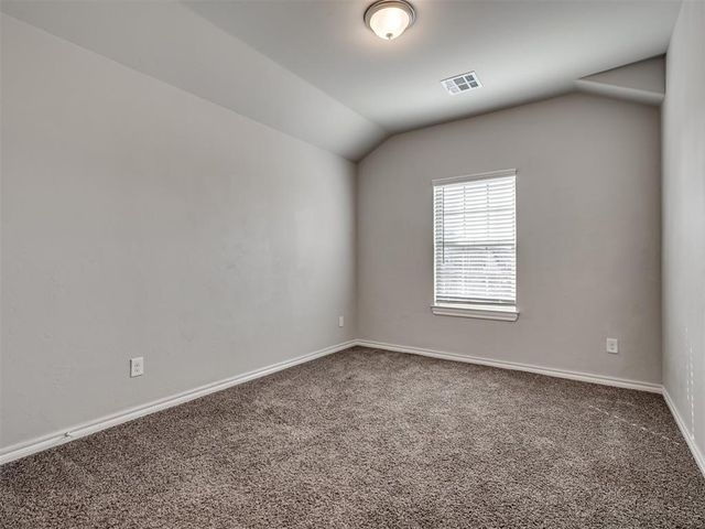 11133 NW 95th Court, Yukon, OK 73099