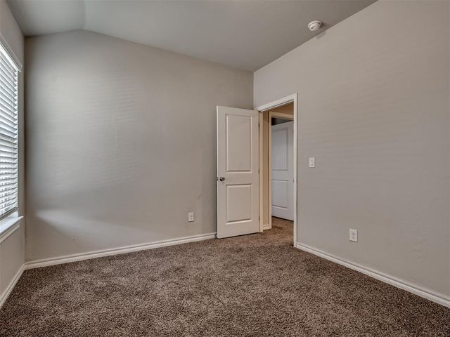 11133 NW 95th Court, Yukon, OK 73099