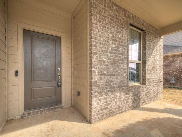11133 NW 95th Court, Yukon, OK 73099